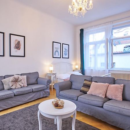 Charles Bridge Premium Residence Praha Bagian luar foto