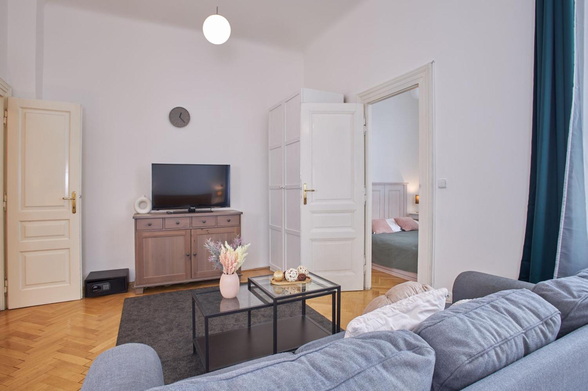 Charles Bridge Premium Residence Praha Bagian luar foto