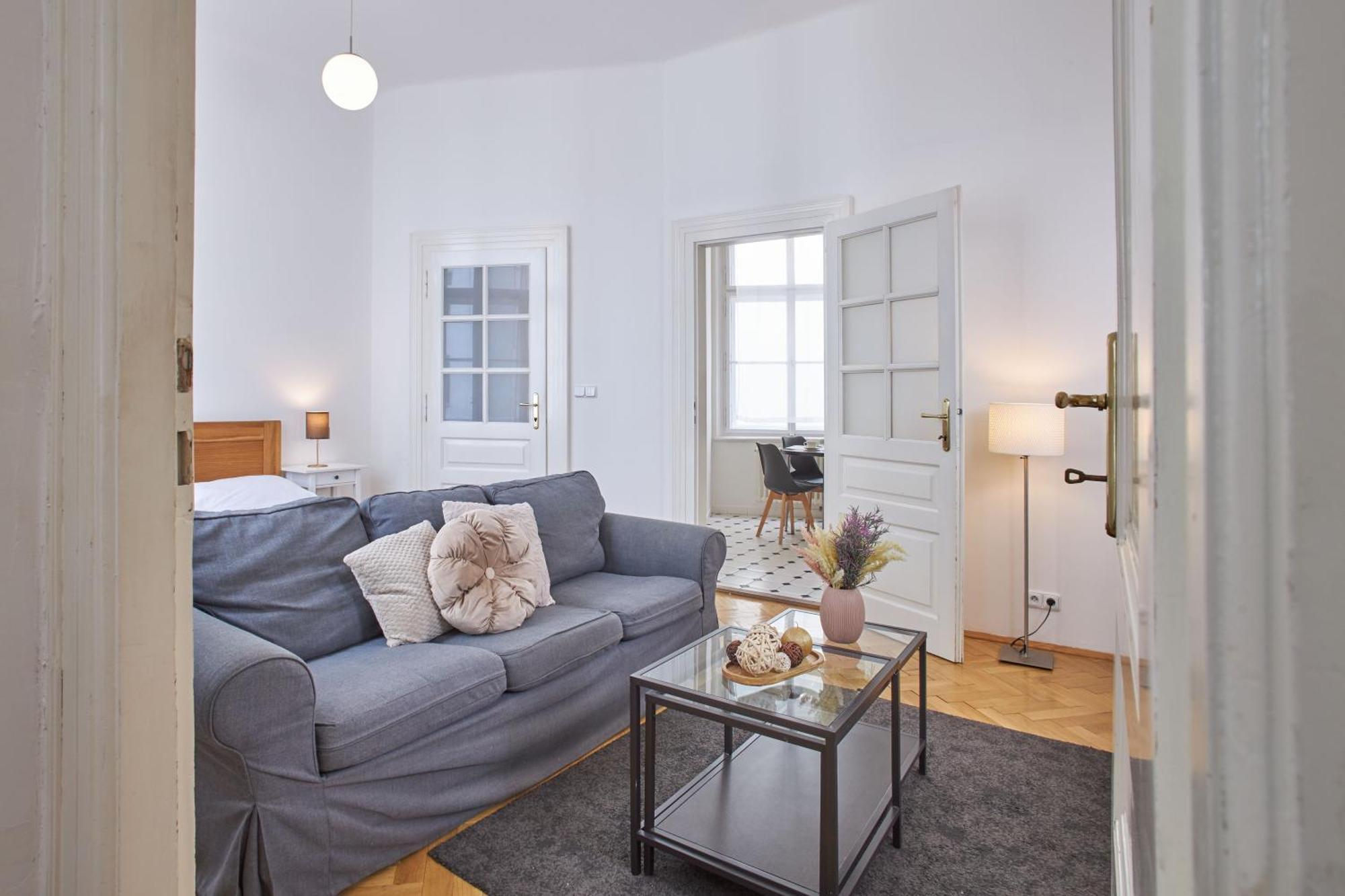 Charles Bridge Premium Residence Praha Bagian luar foto